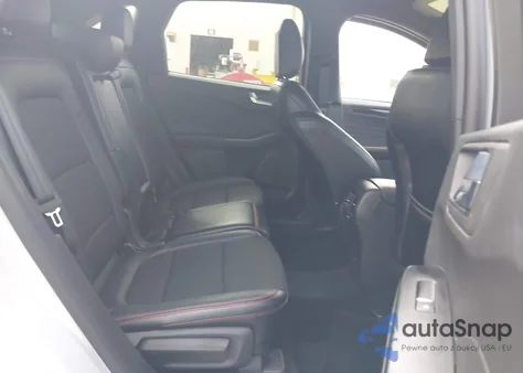 2025 Ford Escape St-Line из США, поврежденный, VIN 1FMCU0MN7SUB02474